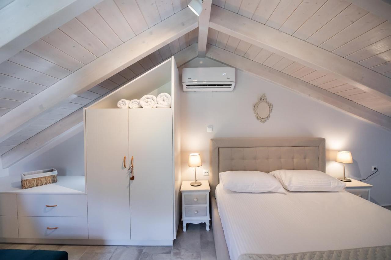Kalipso & Nafsika Maisonettes Grey Diamond Villa นิเกียนา ภายนอก รูปภาพ